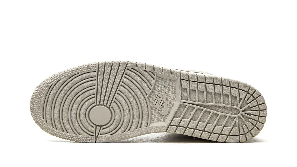 Air Jordan 1 Mid "Linen/College Grey"