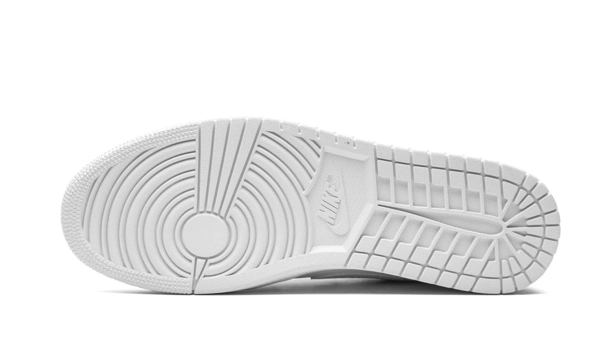 Air Jordan 1 Low WMNS "Triple White"