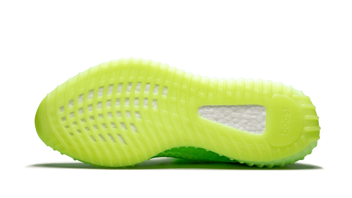 Yeezy BOOST 350 V2 "Glow in the Dark"