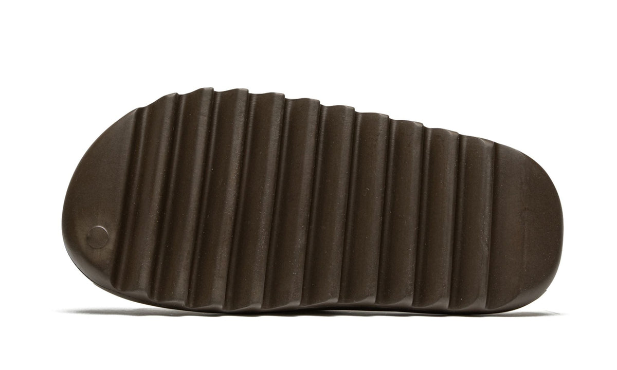 Yeezy SLIDE "Soot 2021"