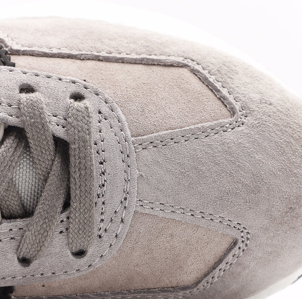 adidas Retropy E5 Sneakers – TPU Midsole Cushioning