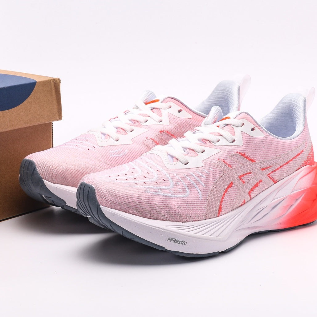 ASICS Novablast 4 Running Shoes