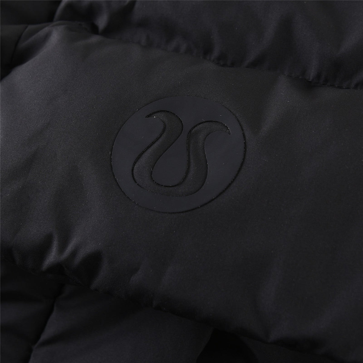 Lululemon SoftMatte Cropped Goose Down Puffer Jacket with Detachable Hood
