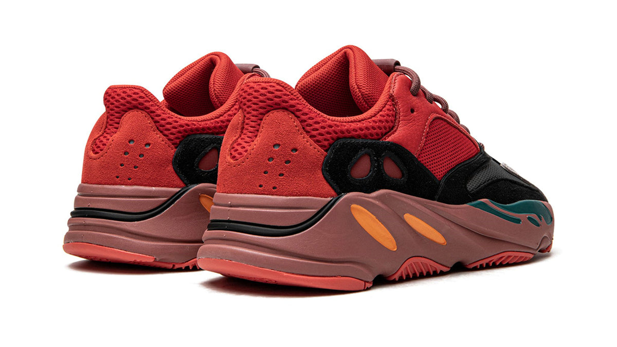 Yeezy BOOST 700 "High-Res Red"