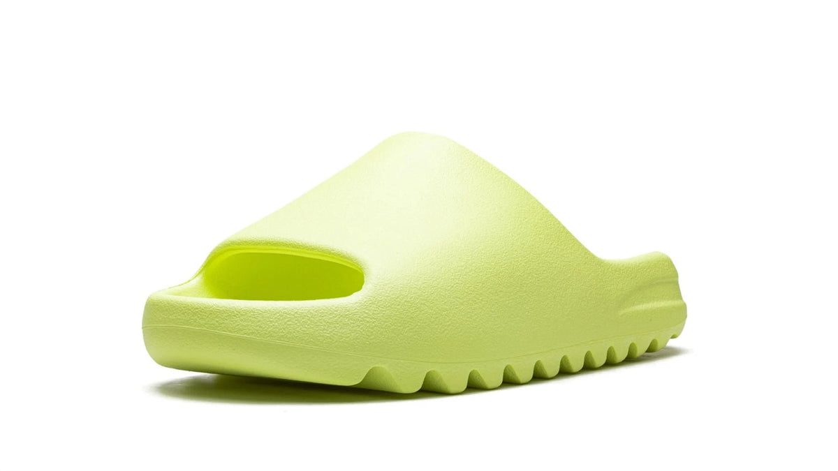 Yeezy SLIDE "Glow Green 2022"