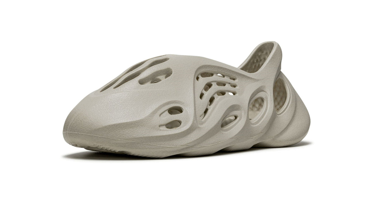 Yeezy FOAM RUNNER "Sand"
