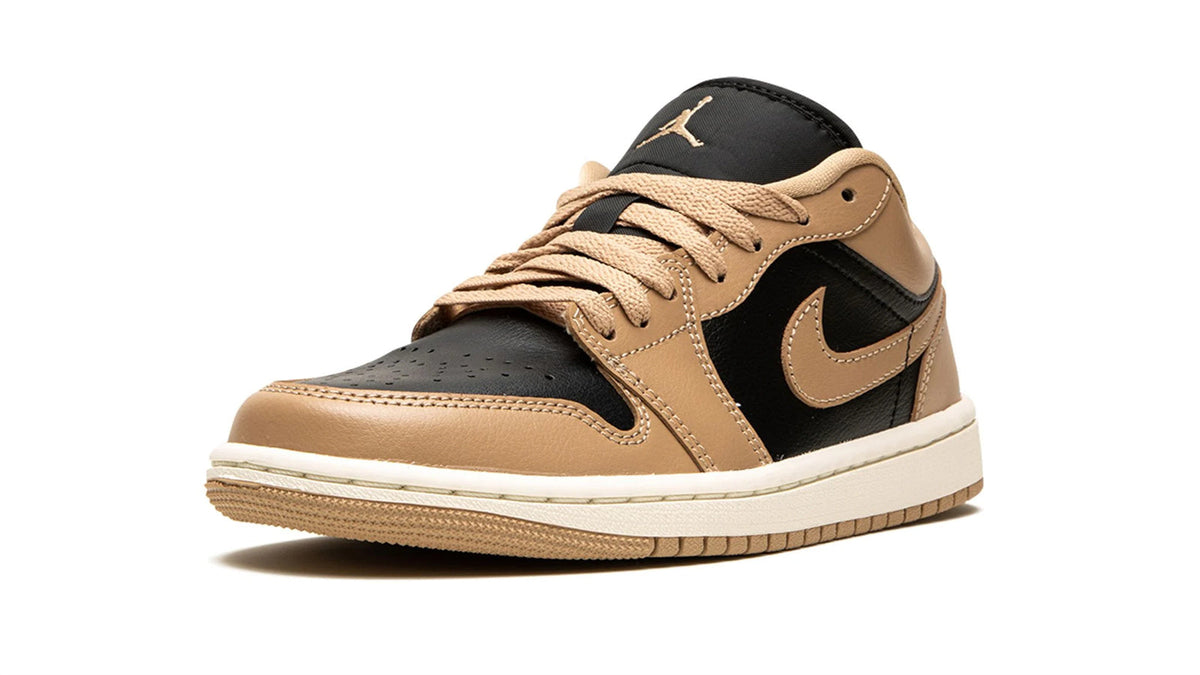 Air Jordan 1 Low WMNS "Desert/Black"