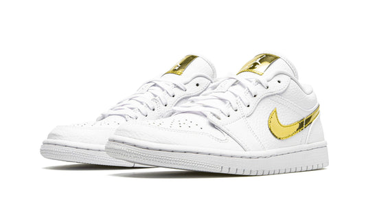 Air Jordan 1 Low SE WMNS "White Metallic Gold"