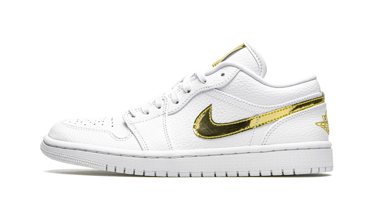 Air Jordan 1 Low SE WMNS "White Metallic Gold"