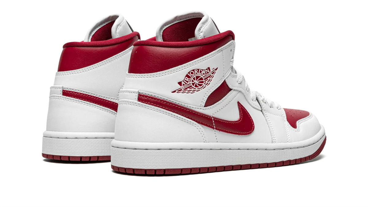 Air Jordan 1 Mid WMNS "Reverse Chicago"