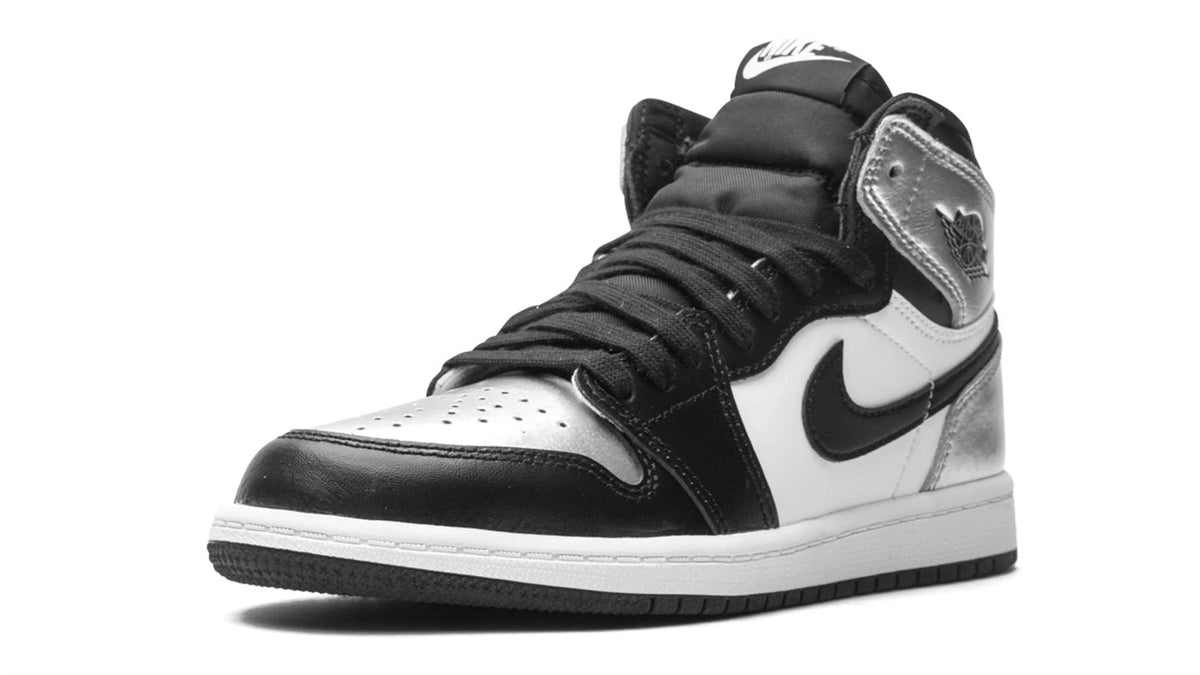 Air Jordan 1 Retro High OG WMNS "Silver Toe"