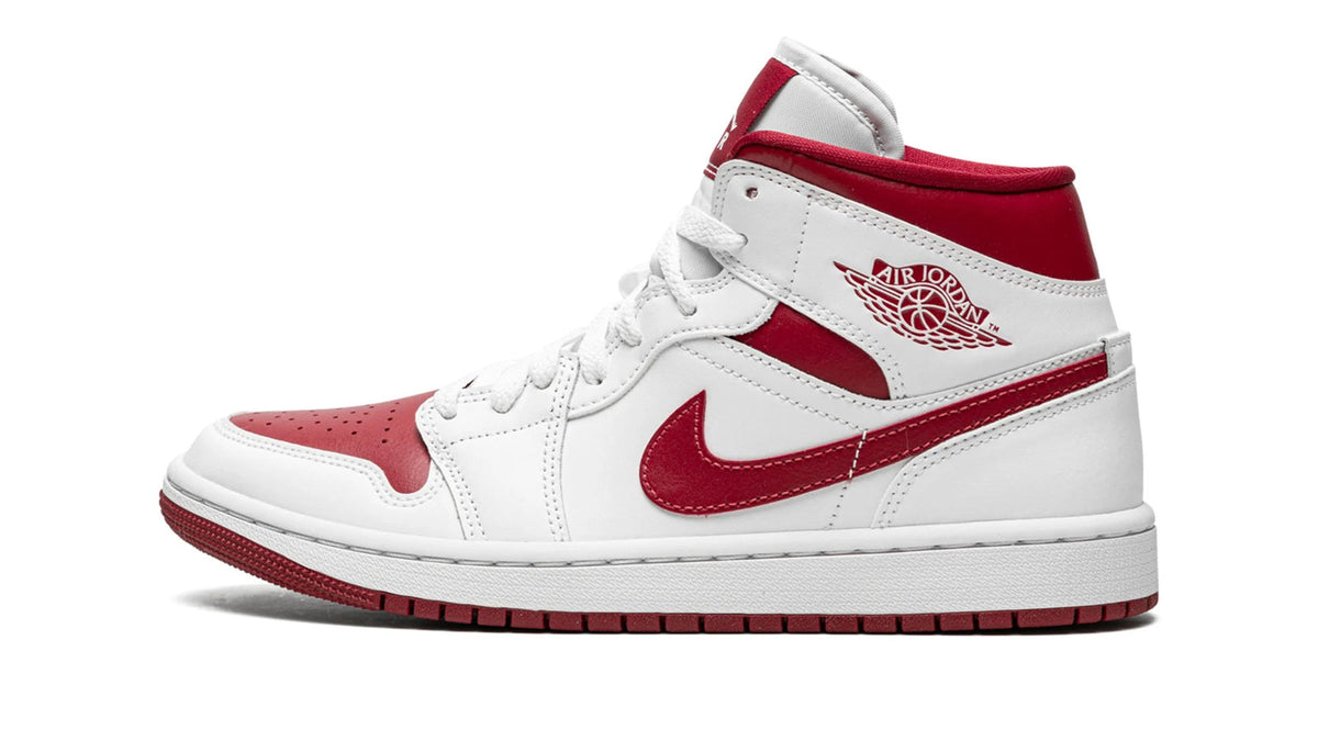 Air Jordan 1 Mid WMNS "Reverse Chicago"