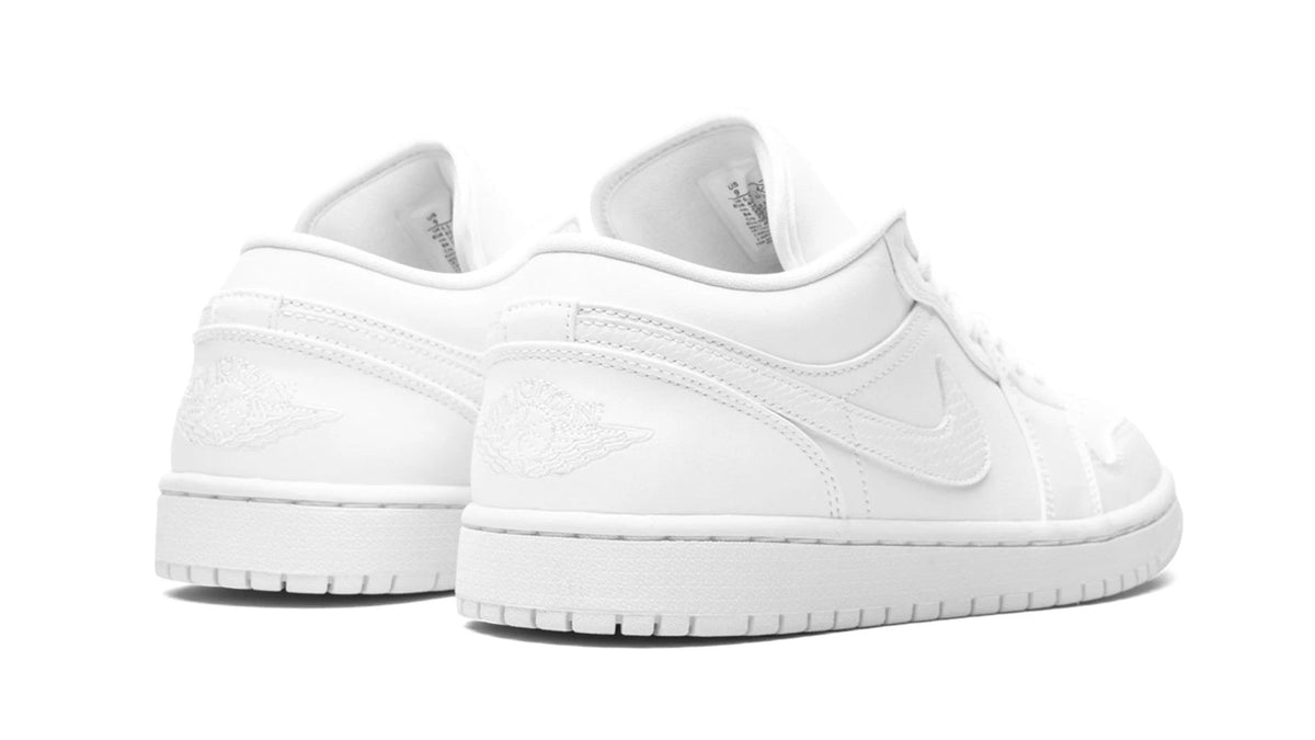 Air Jordan 1 Low WMNS "Triple White"