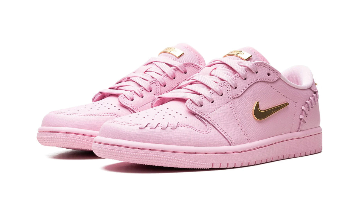 Air Jordan 1 Low WMNS "Method of Make Perfect Pink"