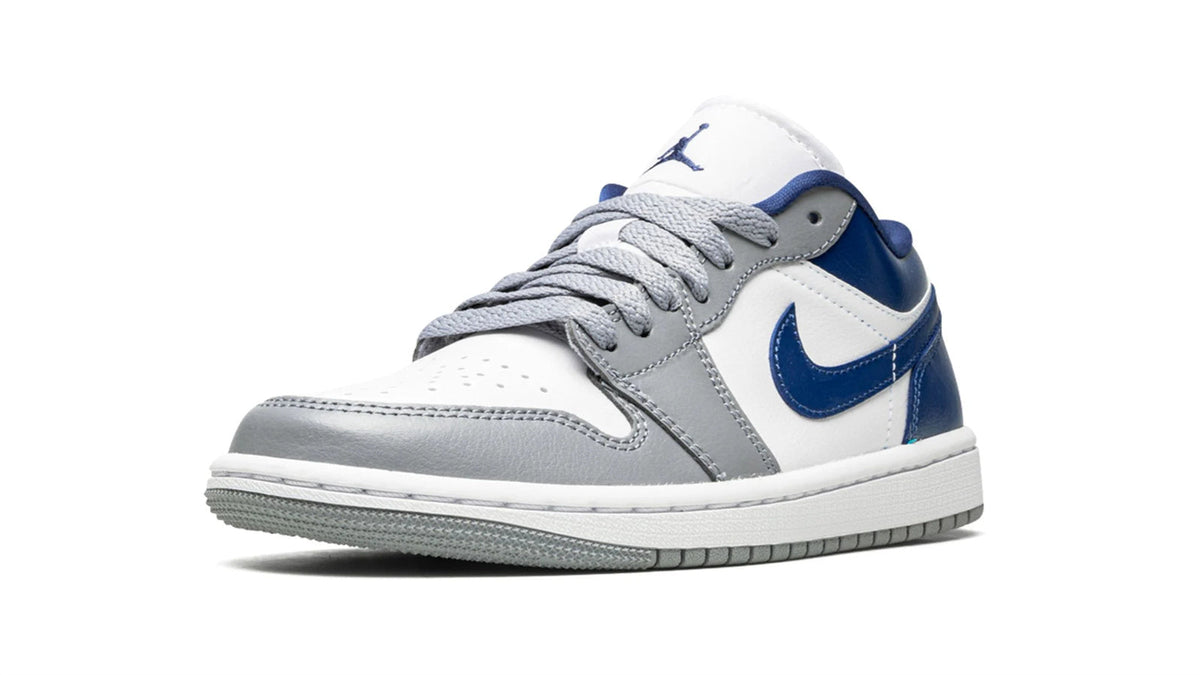 Air Jordan 1 Low WMNS "Stealth/French Blue"
