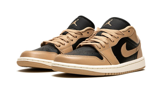 Air Jordan 1 Low WMNS "Desert/Black"