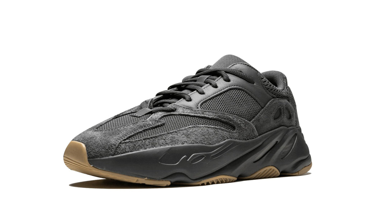 Yeezy BOOST 700 "Utility Black"