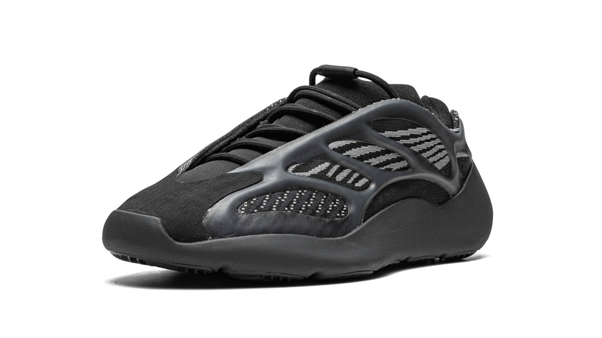 Yeezy 700 V3 "Dark Glow"