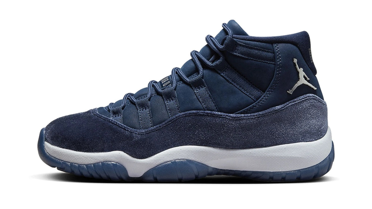 Air Jordan 11 VELVET WMNS "Midnight Navy"