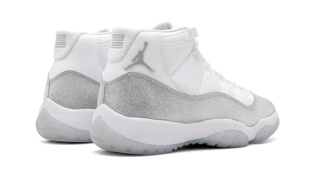 Air Jordan 11 Retro WMNS "METALLIC SILVER"