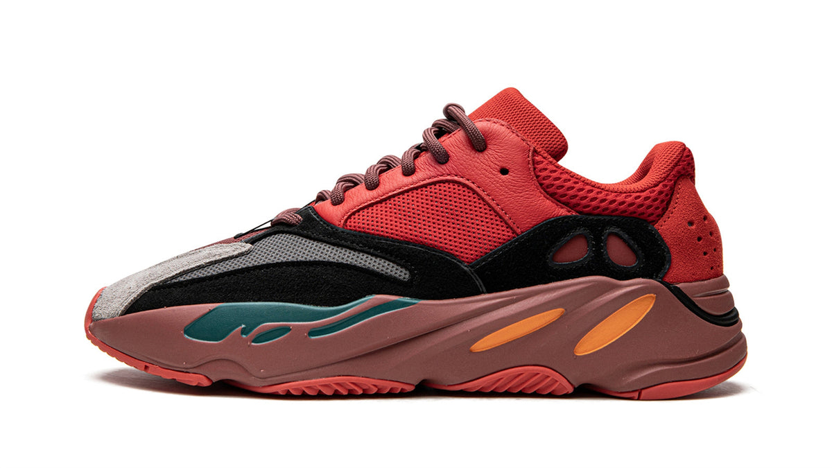Yeezy BOOST 700 "High-Res Red"