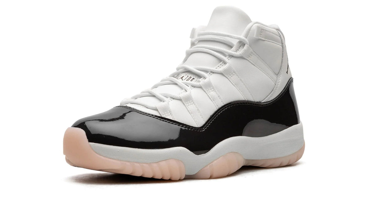 Air Jordan 11 WMNS "Neapolitan"