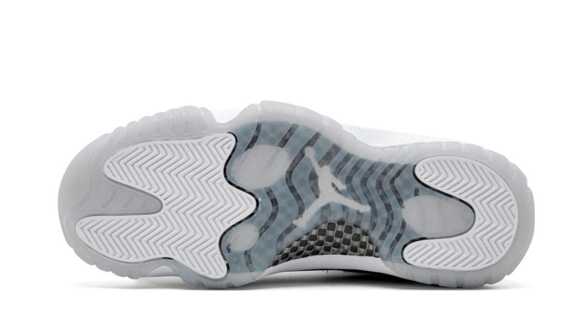 Air Jordan 11 Retro WMNS "METALLIC SILVER"
