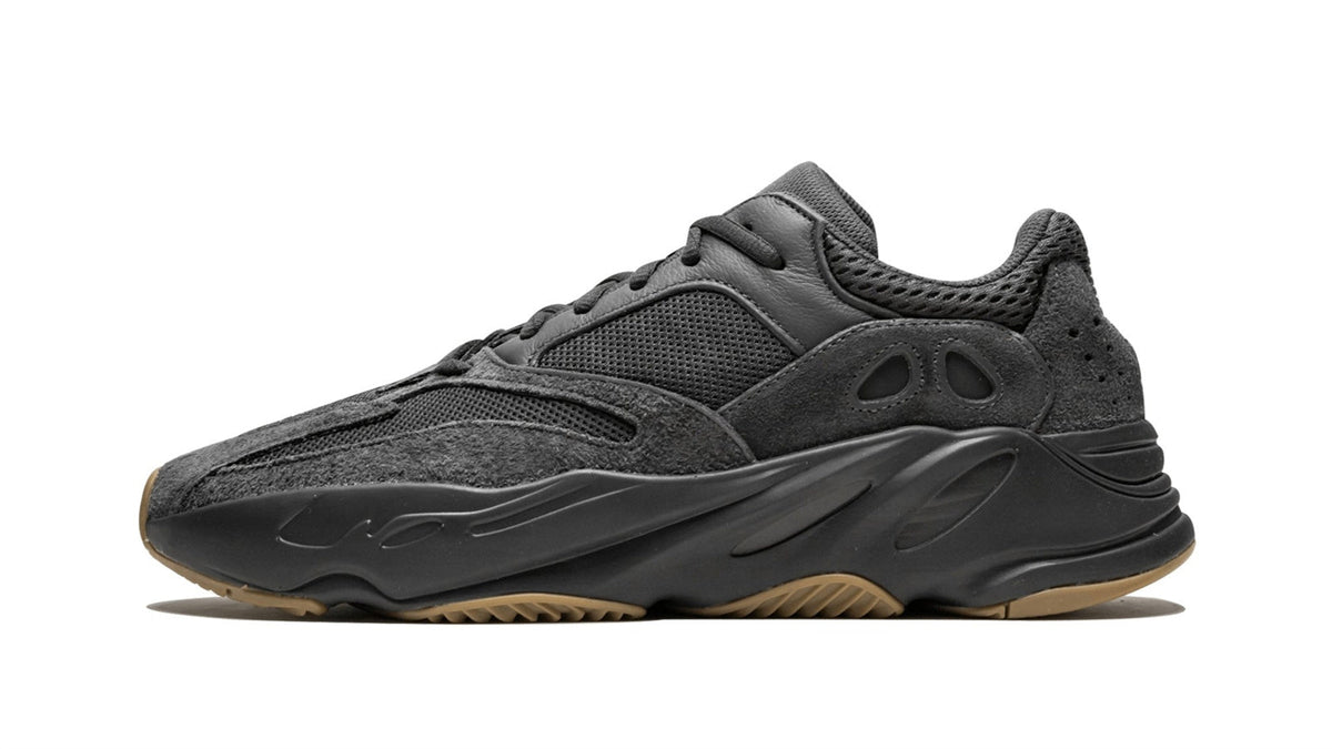 Yeezy BOOST 700 "Utility Black"
