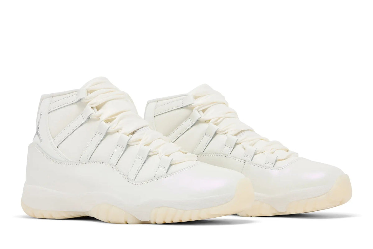 WMNS Jordan 11 Retro 'Pearl / Grand Finale'