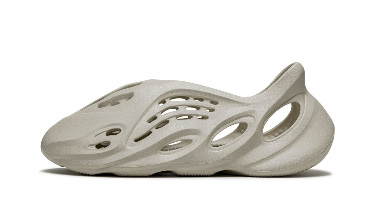 Yeezy FOAM RUNNER "Sand"