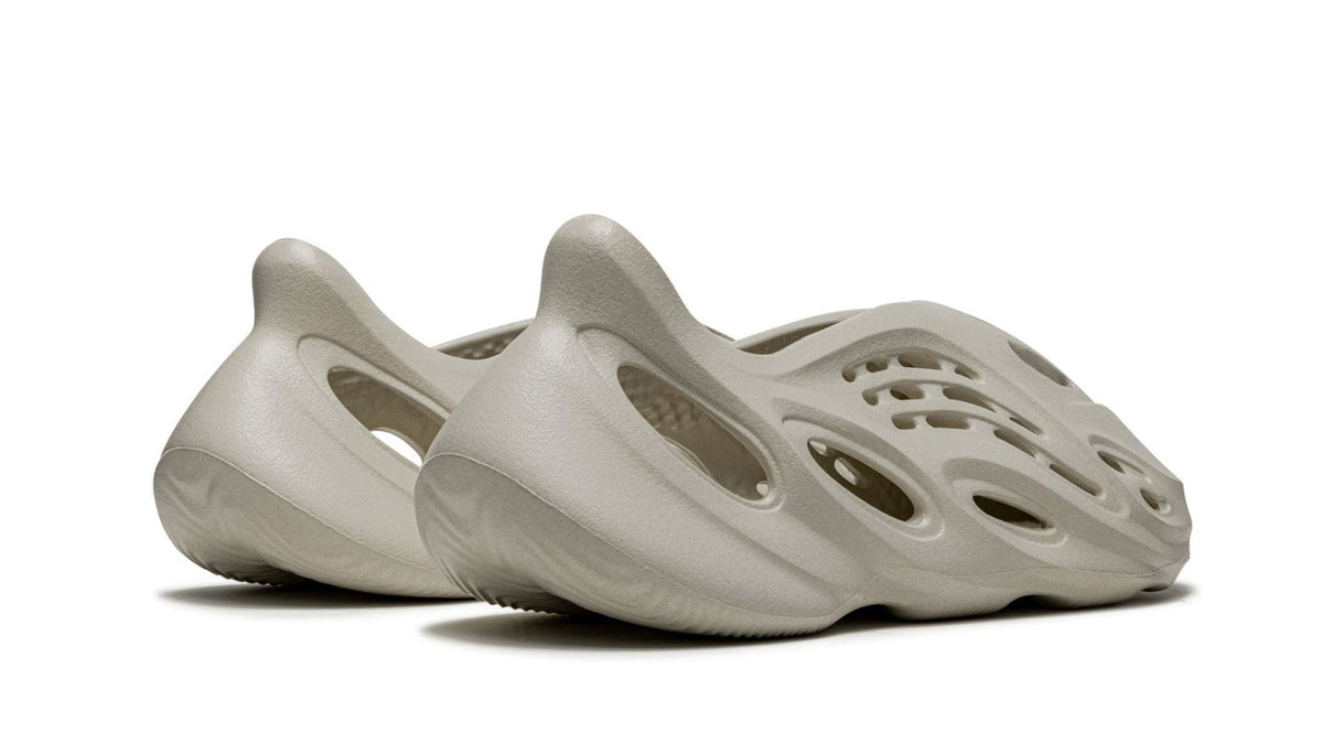 Yeezy FOAM RUNNER "Sand"