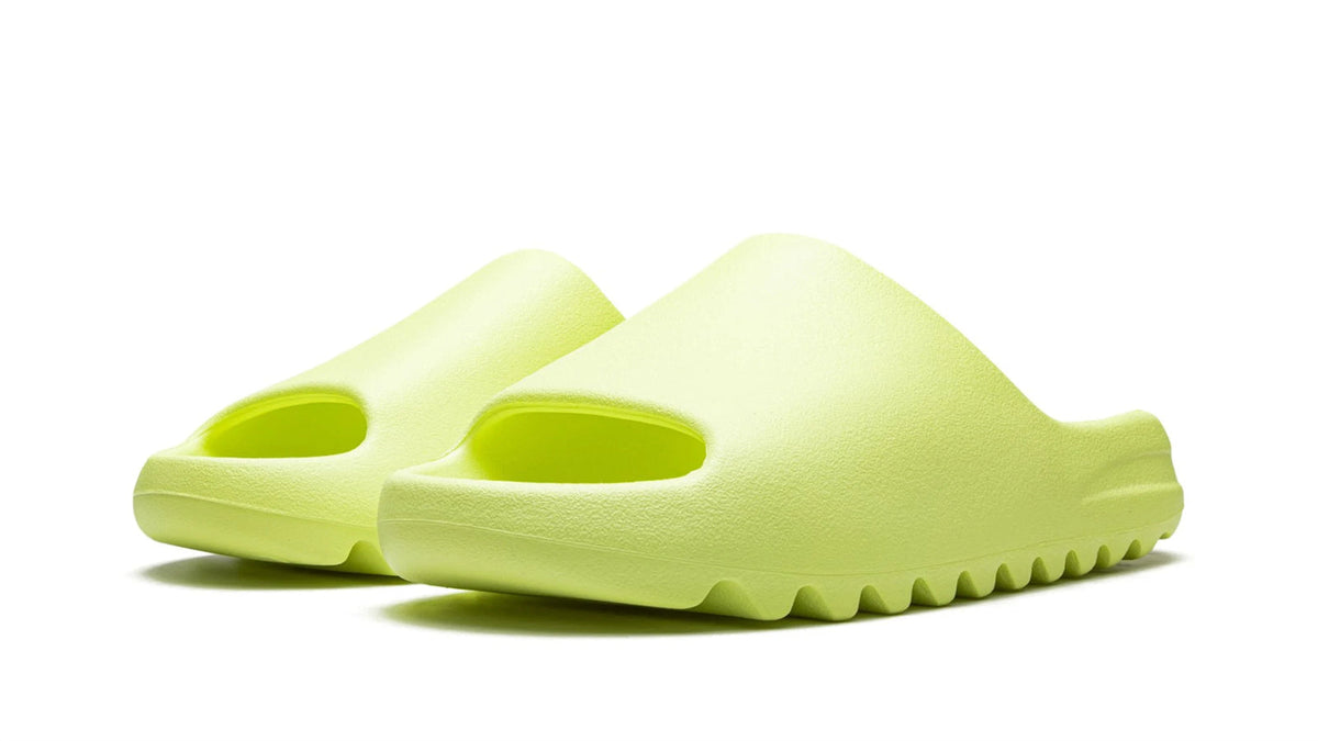 Yeezy SLIDE "Glow Green 2022"