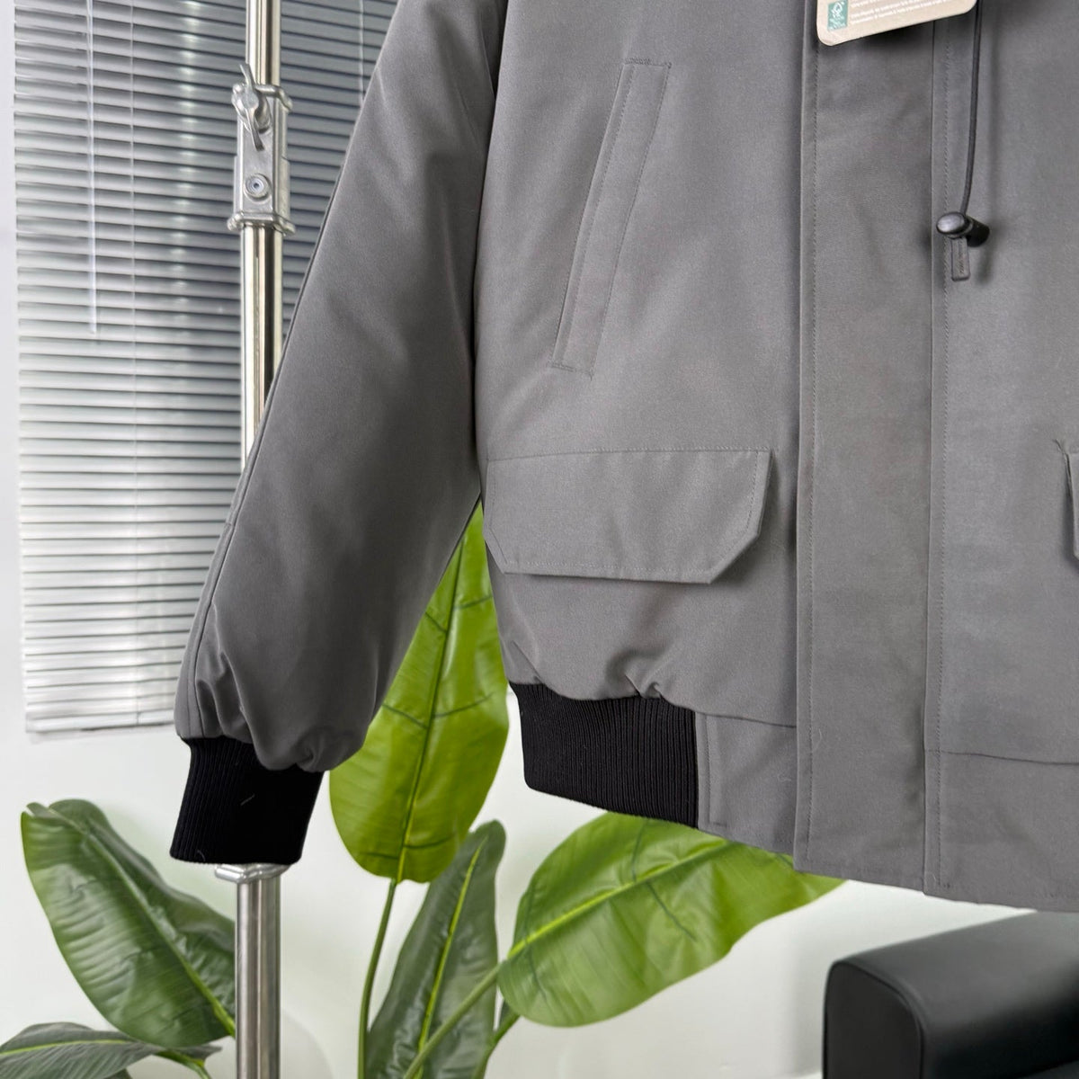 Chilliwack Hooded Down Bomber Jacket – Version 01