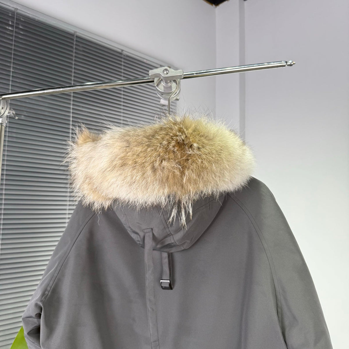 Chilliwack Hooded Down Bomber Jacket – Version 01