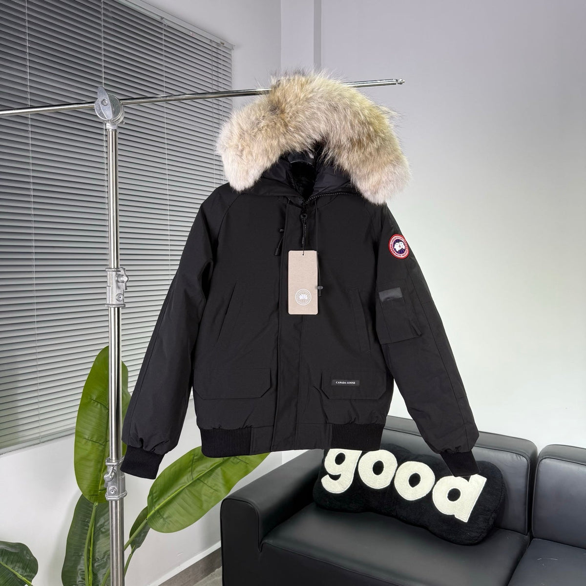 Chilliwack Hooded Down Bomber Jacket – Version 01