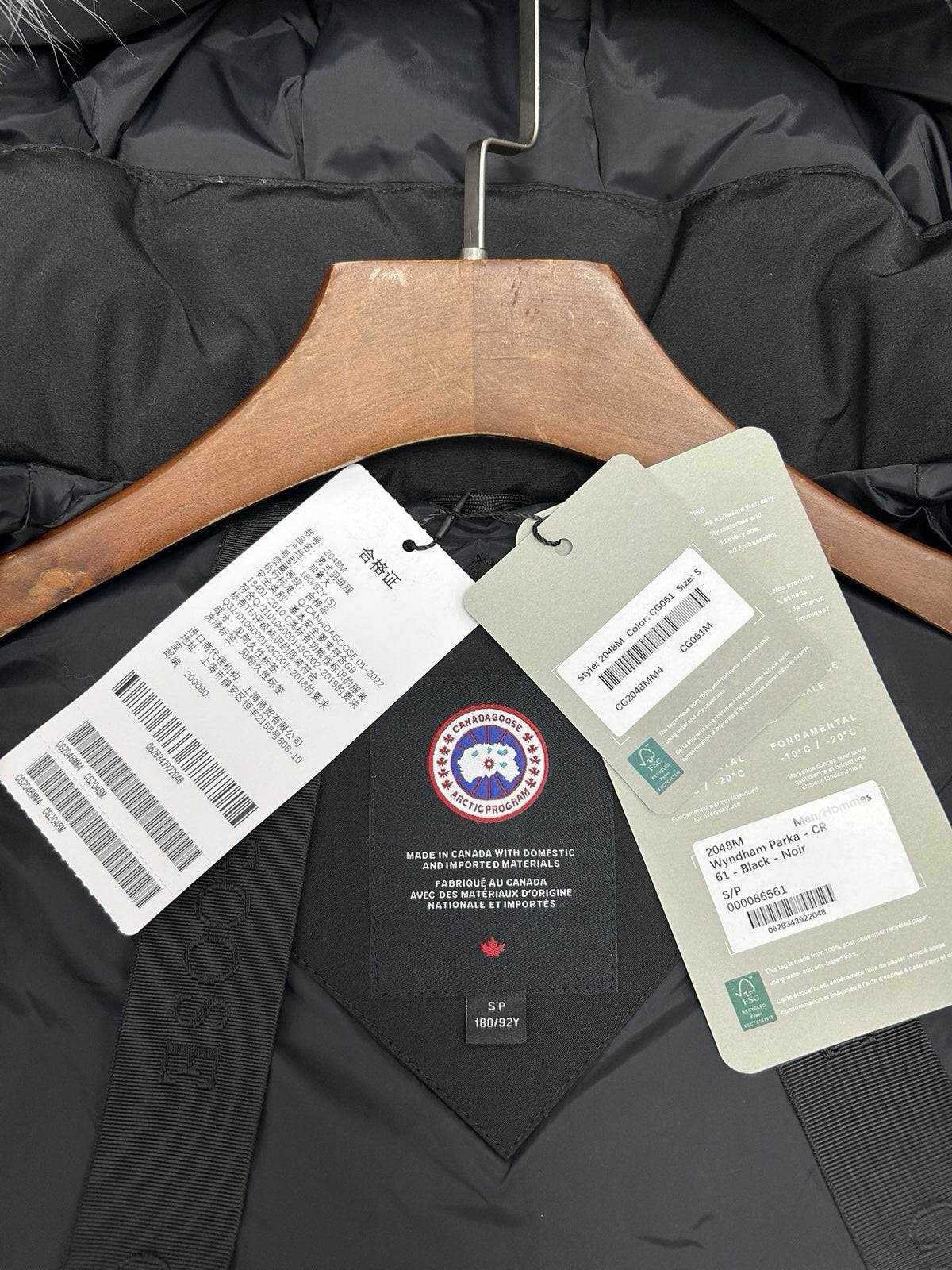 Canada Goose 2048M Hooded Down Jacket – Graphite Grey