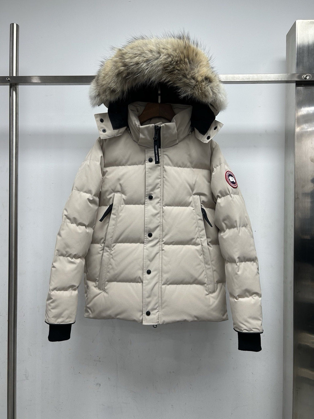 Canada Goose 2048M Hooded Down Jacket – Graphite Grey