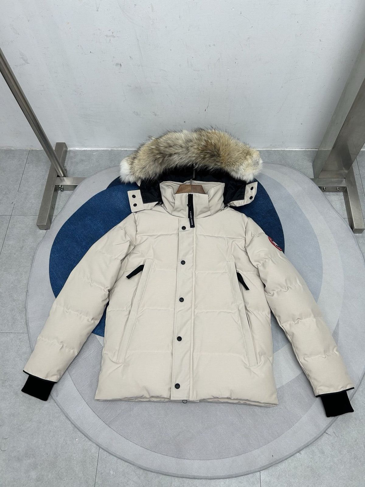 Canada Goose 2048M Hooded Down Jacket – Graphite Grey