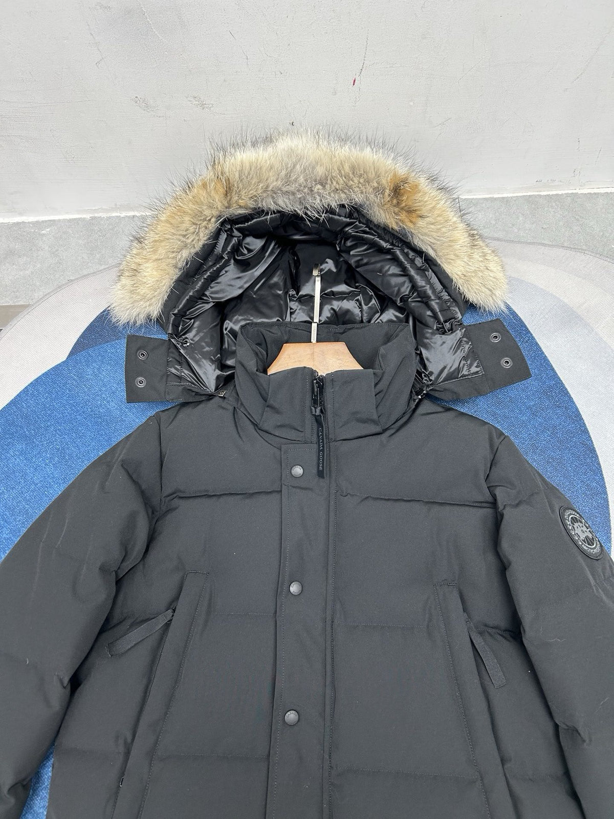 Canada Goose 2048M Hooded Down Jacket – Graphite Grey