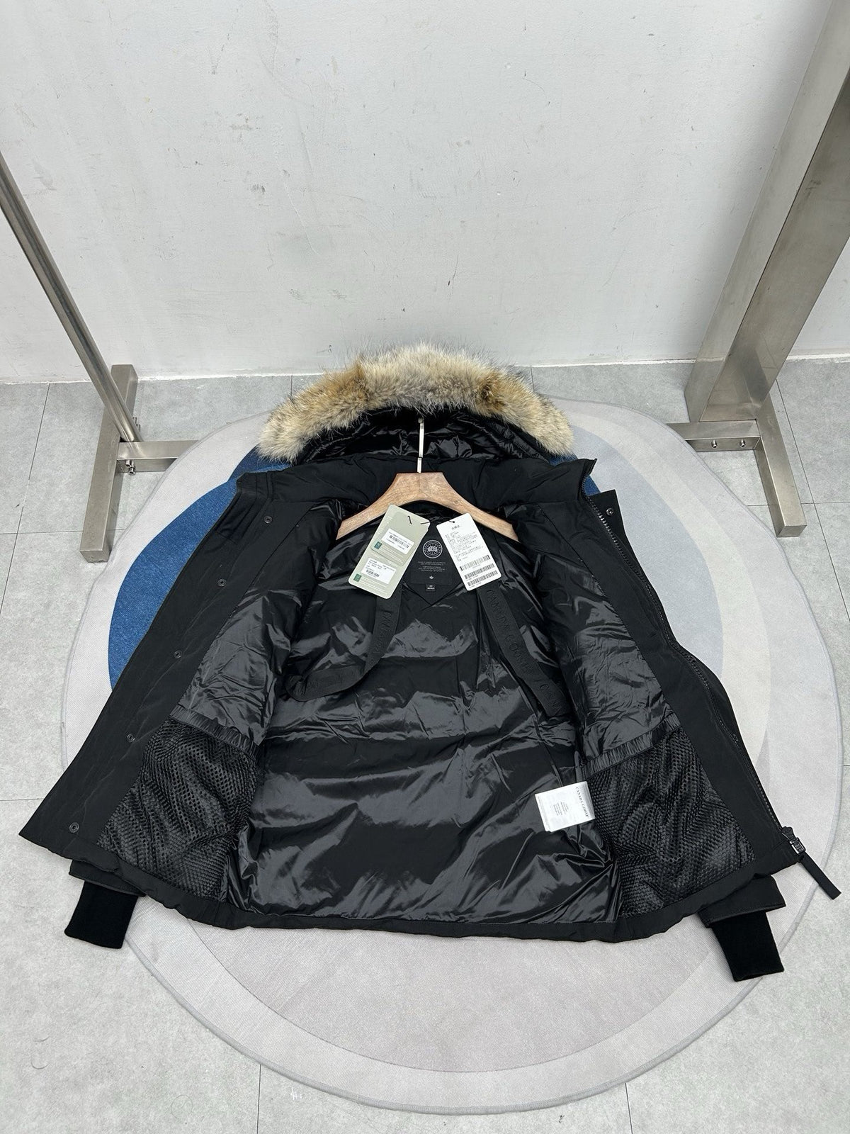 Canada Goose 2048M Hooded Down Jacket – Graphite Grey