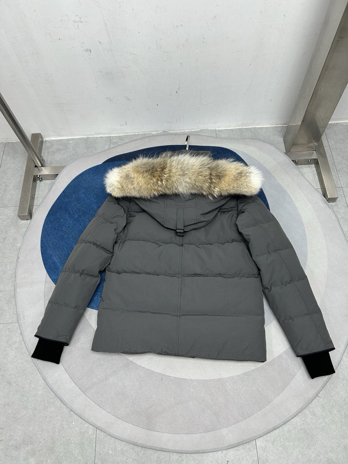Canada Goose 2048M Hooded Down Jacket – Graphite Grey