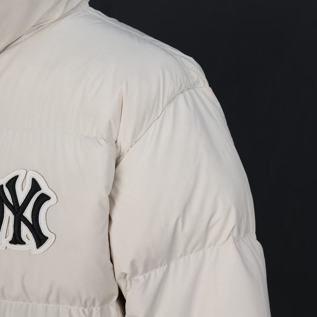 MLB New York Yankees Unisex Cropped Down Jacket with Plush Collar