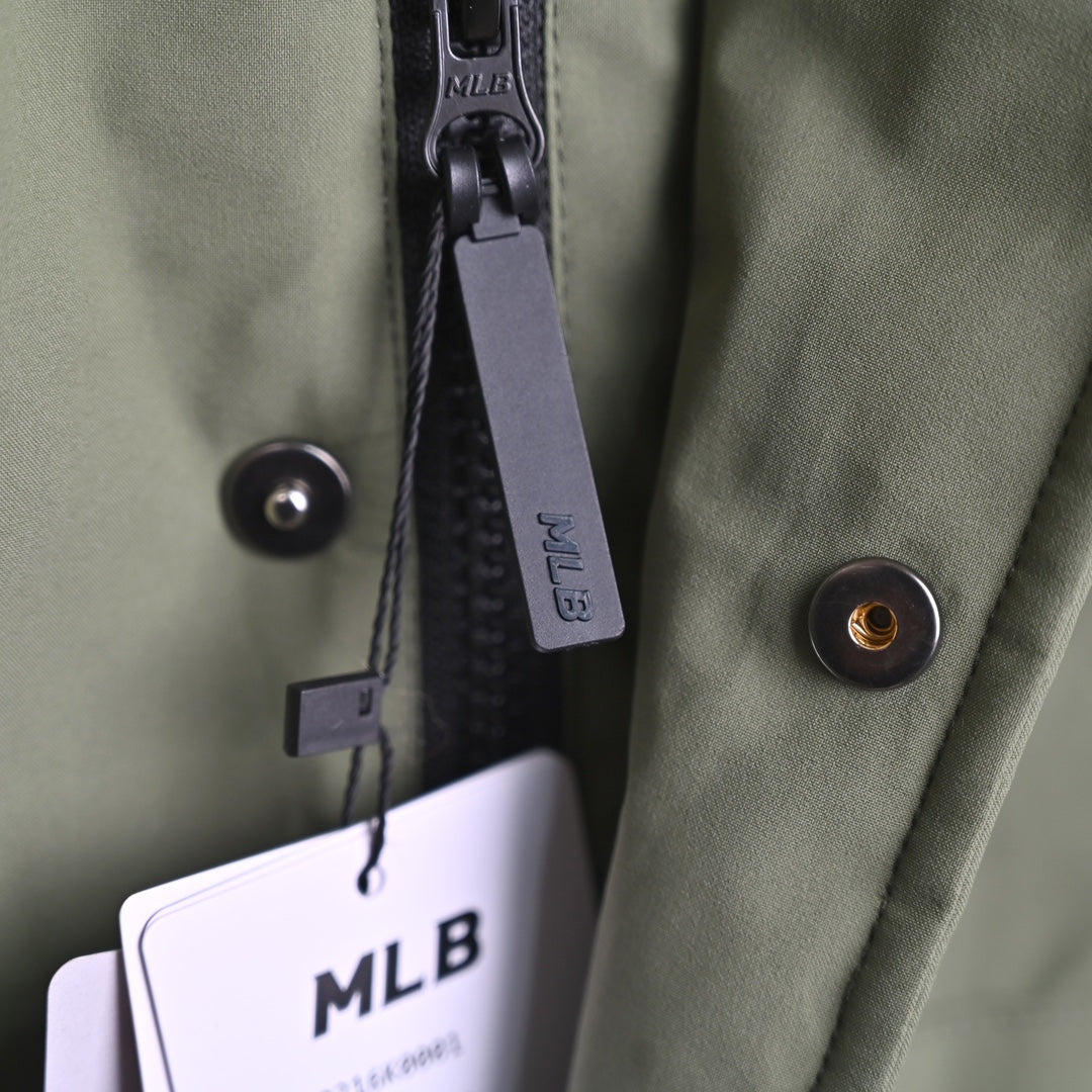 MLB New York Yankees Hooded Down Parka with Detachable Trim – FW21