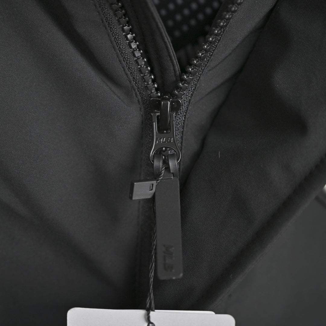 MLB New York Yankees Hooded Down Parka with Detachable Trim – FW21