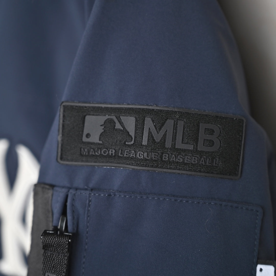 MLB New York Yankees Hooded Down Parka with Detachable Trim – FW21