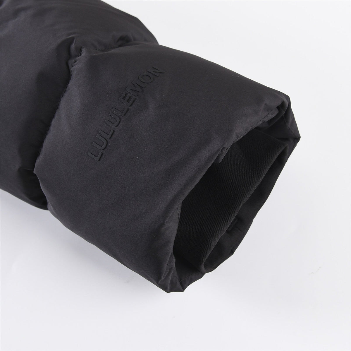 Lululemon Wunder Puff Cropped Goose Down Jacket with Detachable Hood