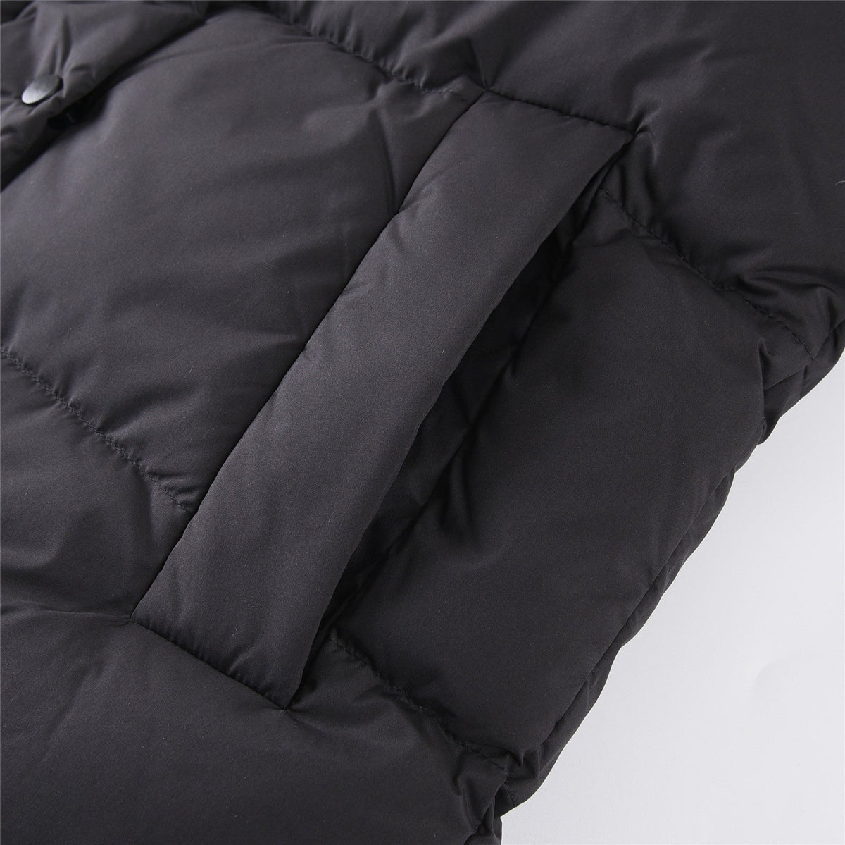 Lululemon Wunder Puff Cropped Goose Down Jacket with Detachable Hood