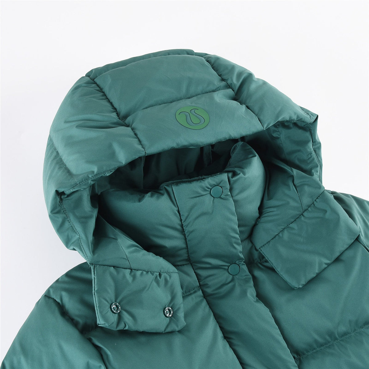 Lululemon Wunder Puff Cropped Goose Down Jacket with Detachable Hood