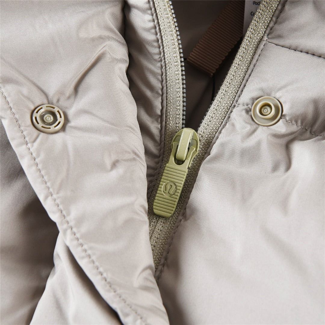 Lululemon Wunder Puff Cropped Goose Down Jacket with Detachable Hood