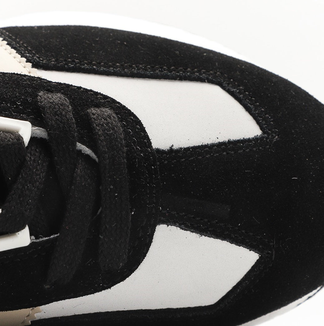 adidas Retropy E5 Sneakers – TPU Midsole Cushioning